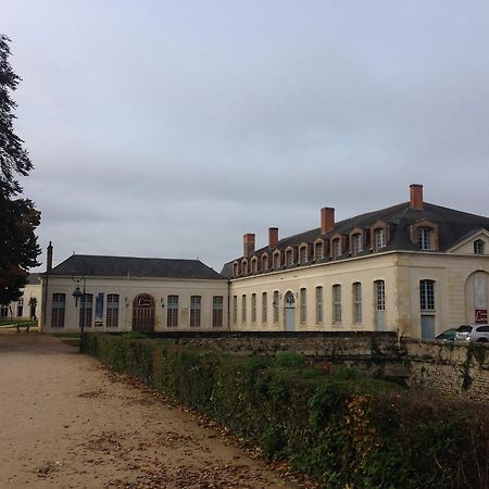 Hotel La Capitainerie Châteauneuf-sur-Loire Exterior photo